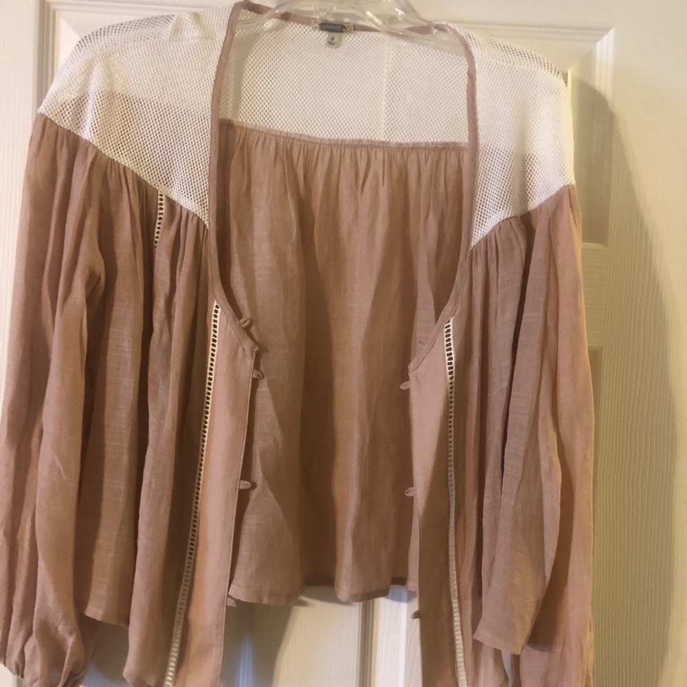Gimmicks Top